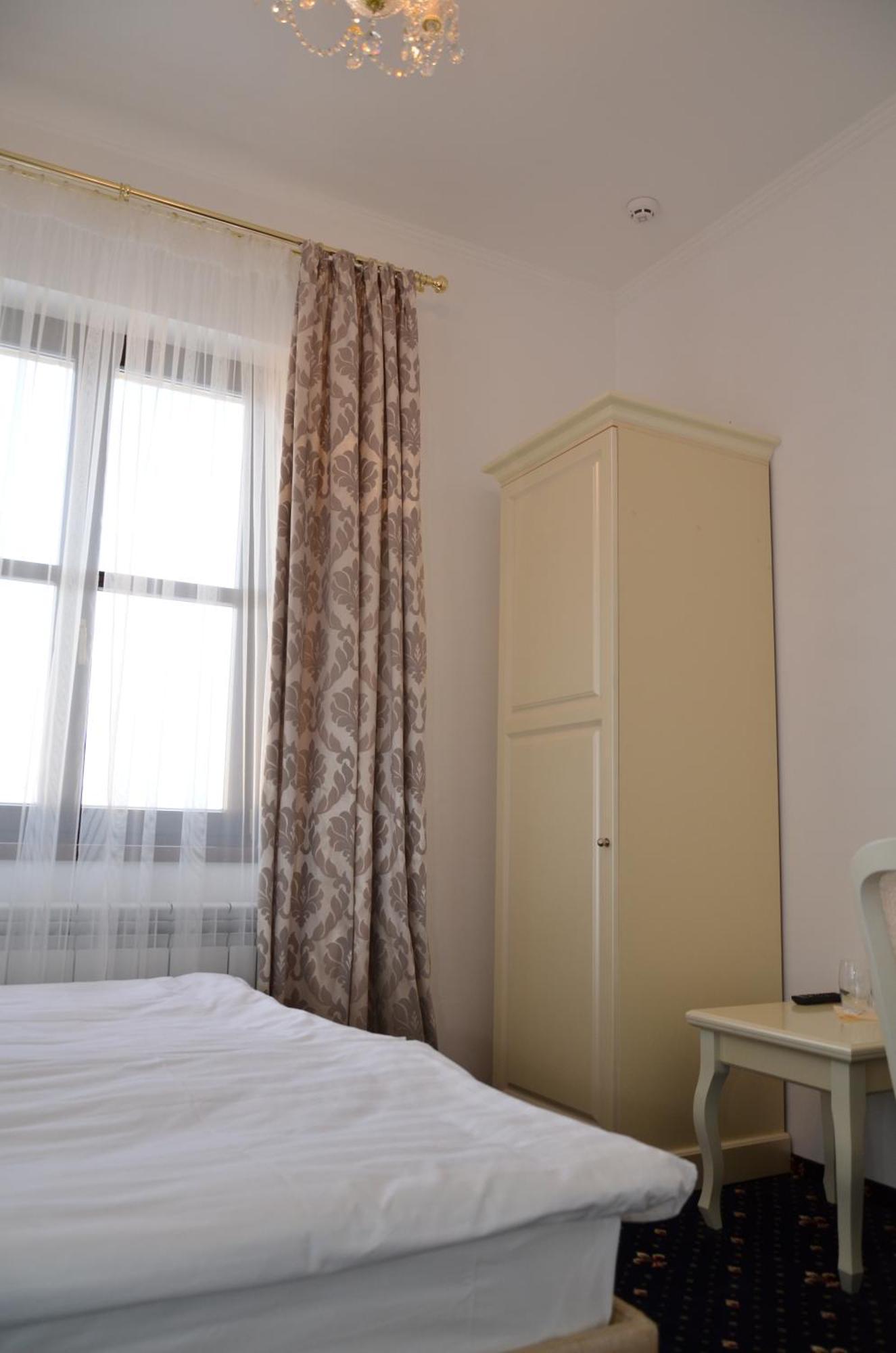 Chateau Royal Hotel Berezovka  Dış mekan fotoğraf