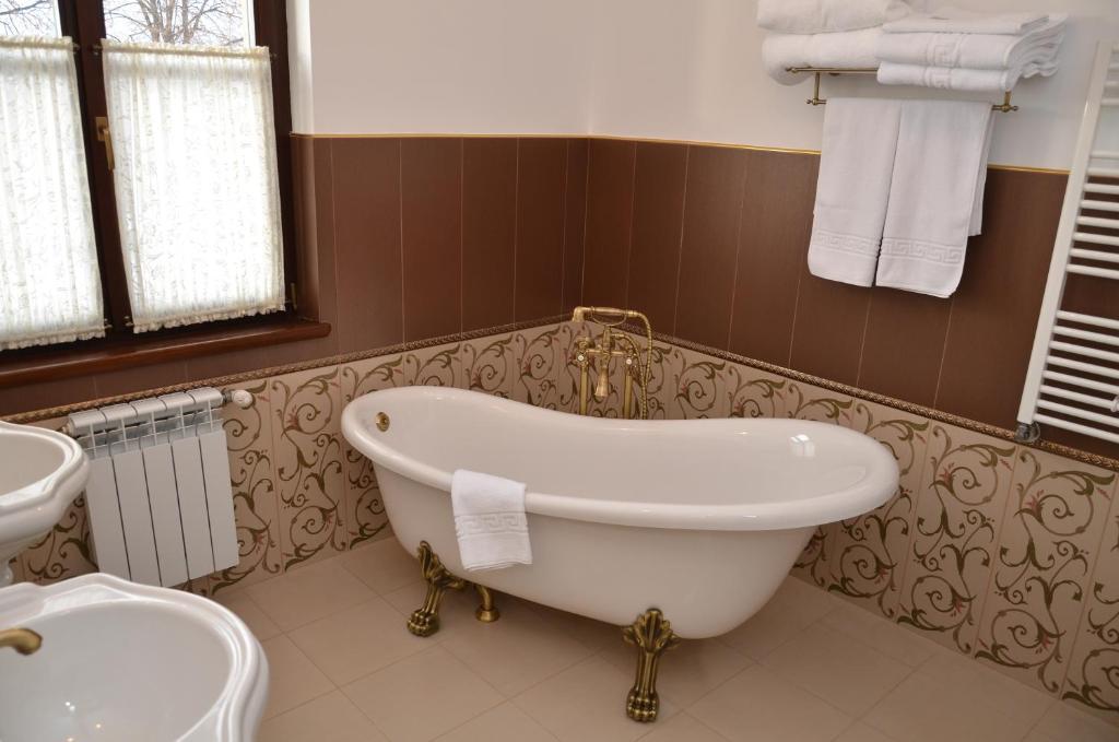 Chateau Royal Hotel Berezovka  Oda fotoğraf