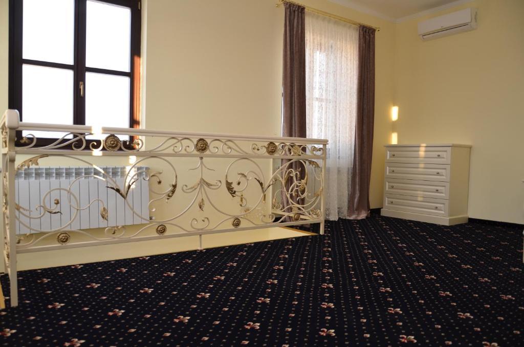 Chateau Royal Hotel Berezovka  Oda fotoğraf