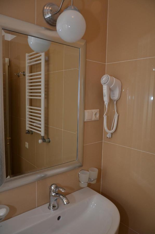 Chateau Royal Hotel Berezovka  Oda fotoğraf